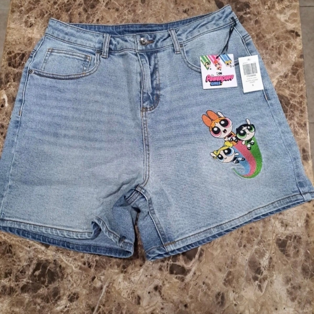 Powerpuff girl mom  shorts